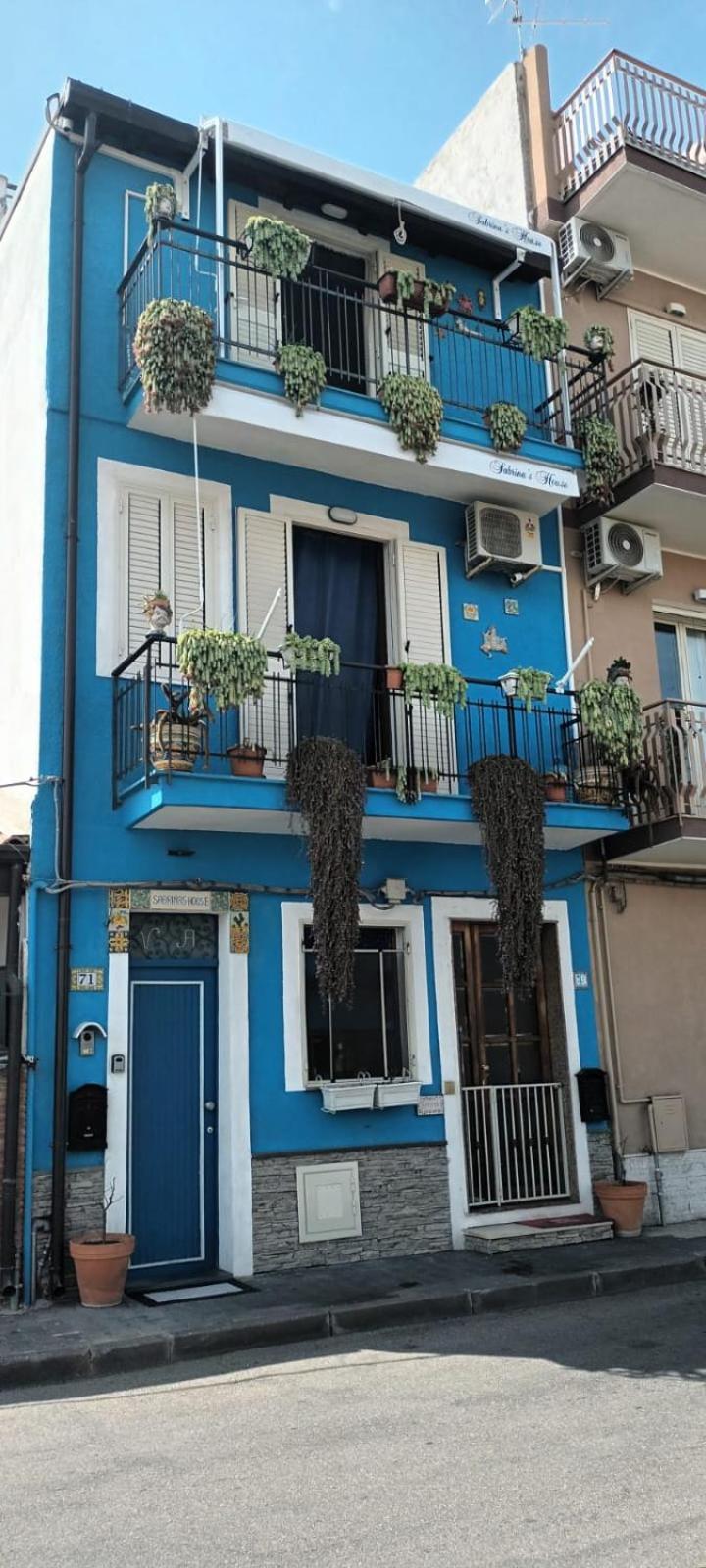 Sabrina'S House Apartment Giardini Naxos Bagian luar foto