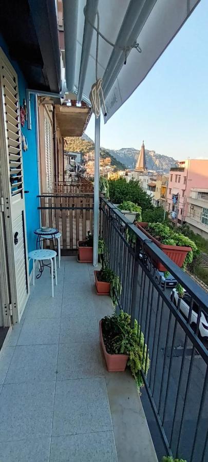 Sabrina'S House Apartment Giardini Naxos Bagian luar foto