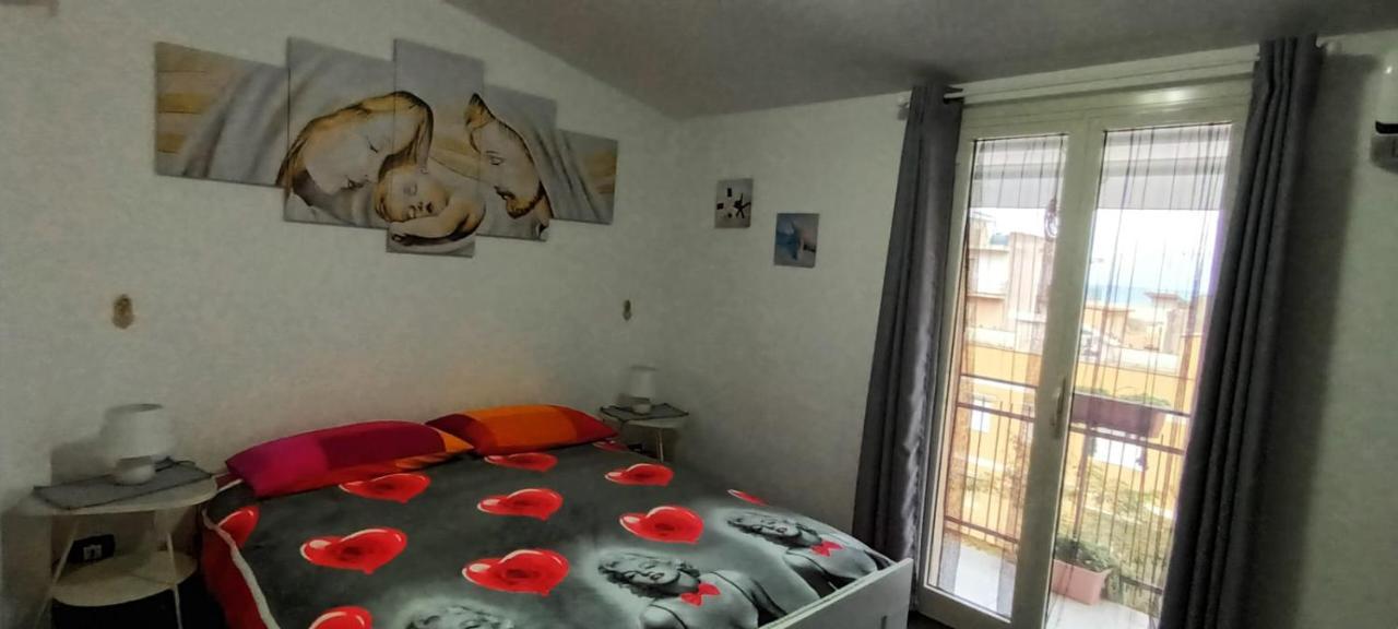 Sabrina'S House Apartment Giardini Naxos Bagian luar foto